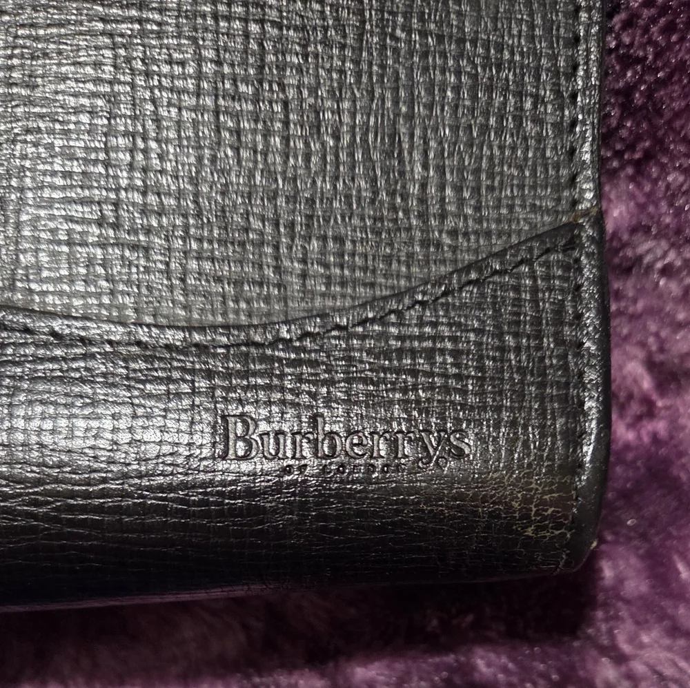 Burberrys Vintage Black Leather Zip Top Briefcase Business Bag (Unisex)